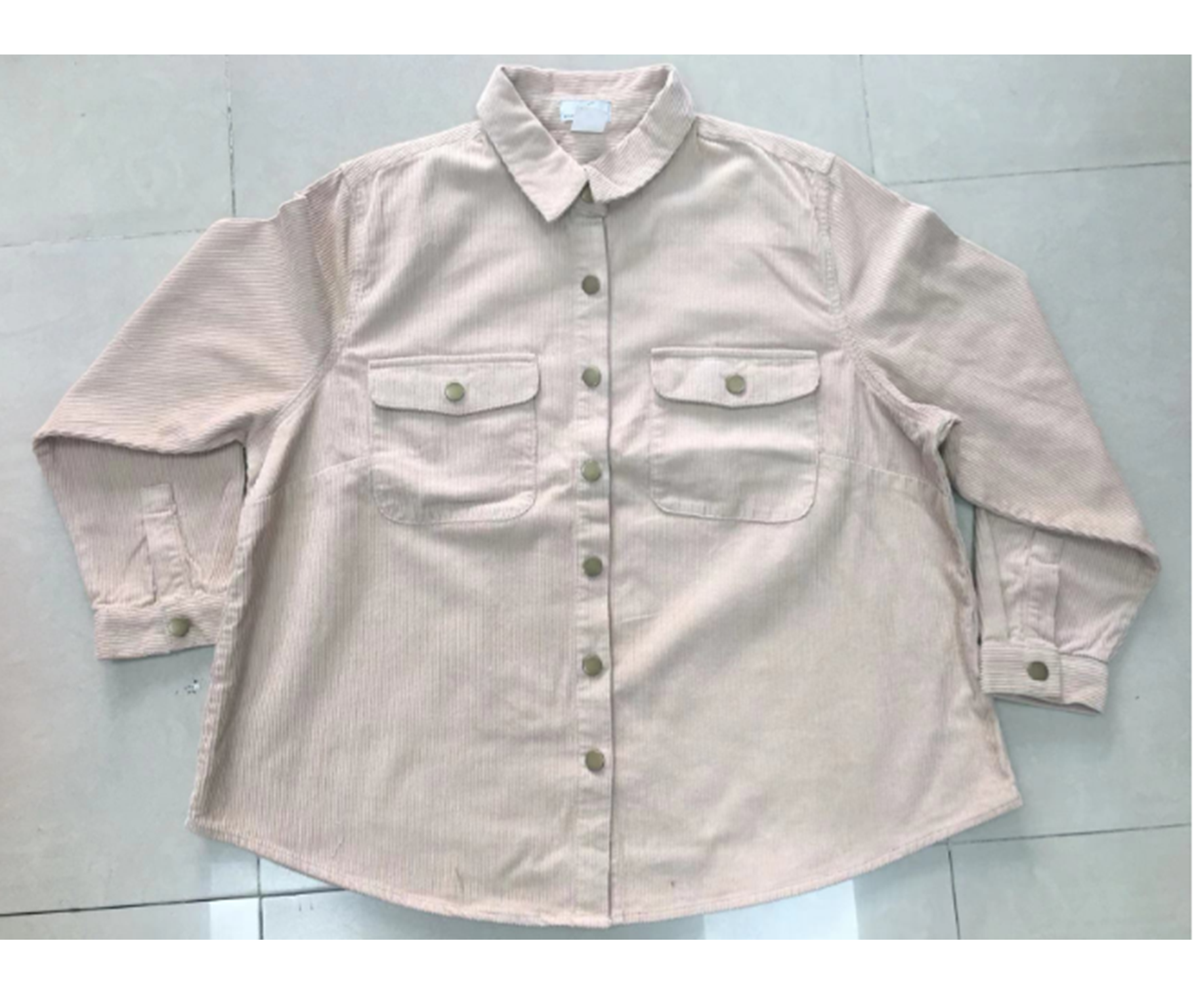 休闲T恤产品图片 - 舒适透气的休闲T恤